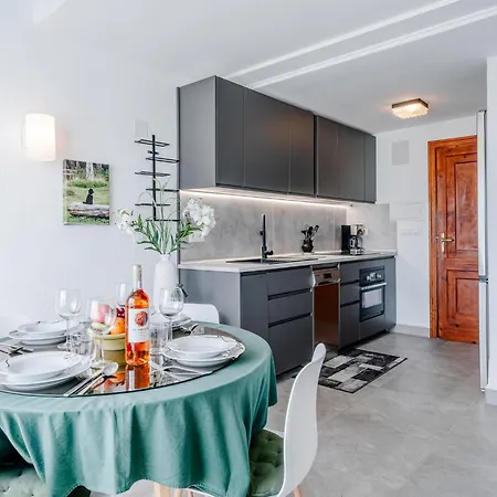 Apartment La Pedrera Ii By Interhome